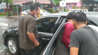 Mobil Dinas Gubernur Ansar Angkut Korban Kecelakaan