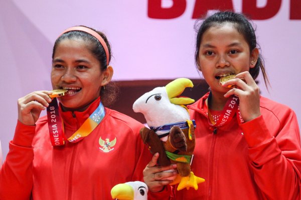 Leani Ratri Oktila/Khalimatus Sadiyah Raih Medali Emas di Paralimpiade