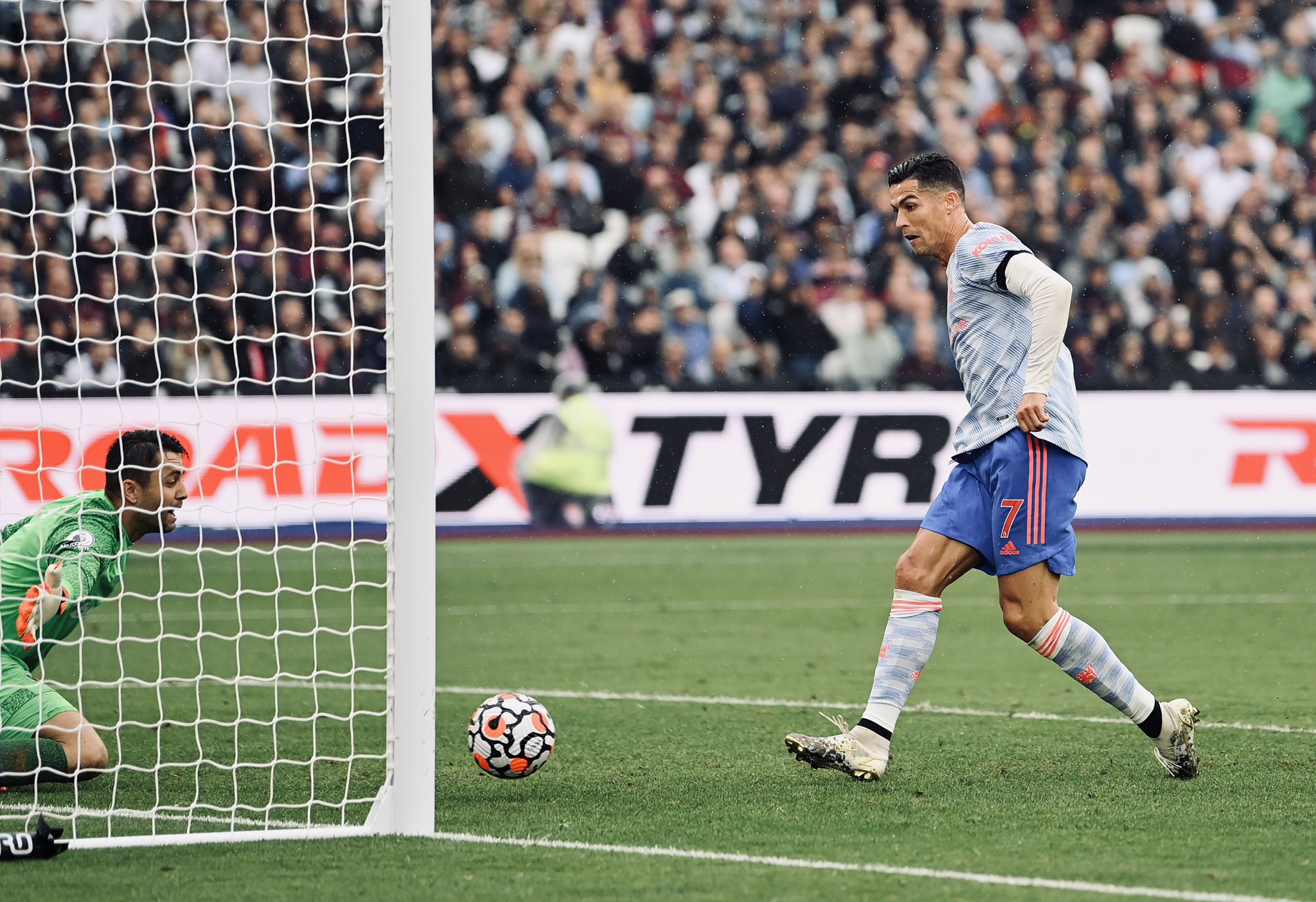 Cristiano Ronaldo Jadi Pemain Paling Produktif di Awal Kompetisi Liga Inggris