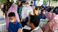 Ribuan Pekerja PT Volex Divaksin, Wagub Marlin Minta Tetap Jaga Prokes