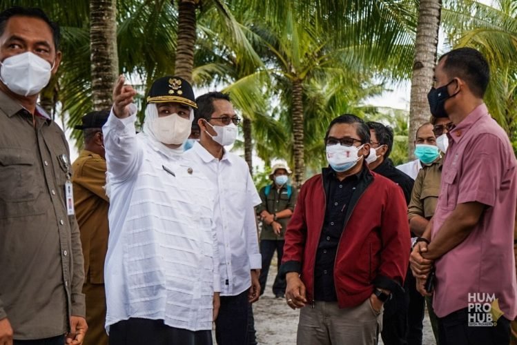 Wagub Marlin Bersama Wamen KLHK Tinjau Pulau Setokok