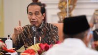 Jokowi Minta Kepala Daerah agar Imbau Warga Tak Bepergian Saat Libur Nataru