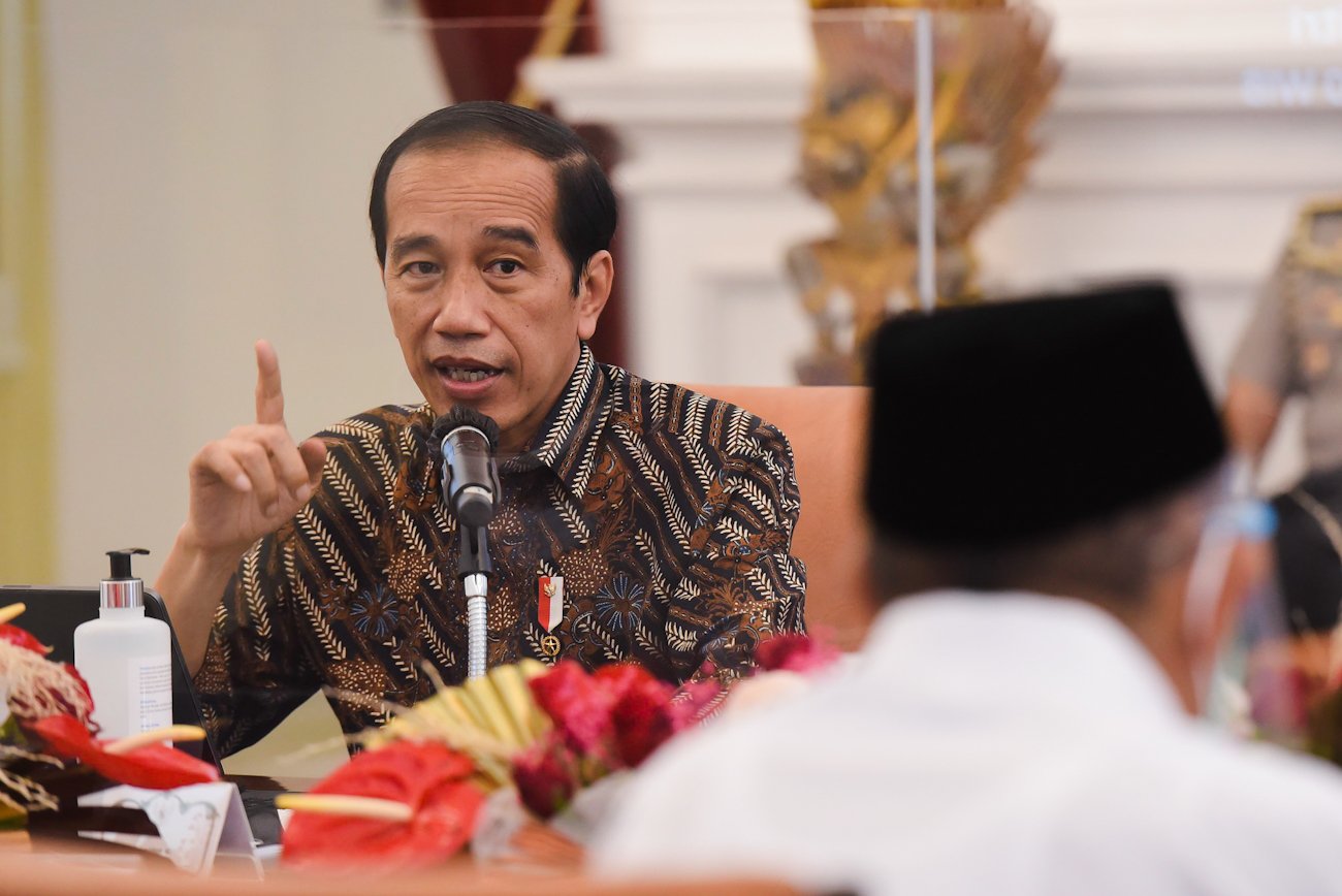 Jokowi Minta Kepala Daerah agar Imbau Warga Tak Bepergian Saat Libur Nataru