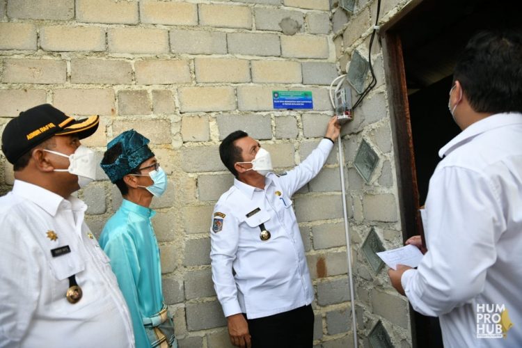 Listrik PLN Kini Masuk Ke Desa Tulang di Karimun