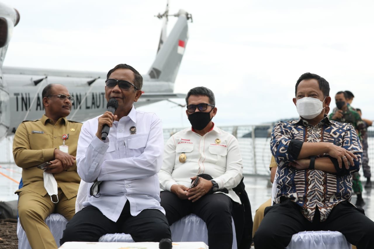 Menkopolhukam Terima Banyak Masukan Soal Laut Natuna