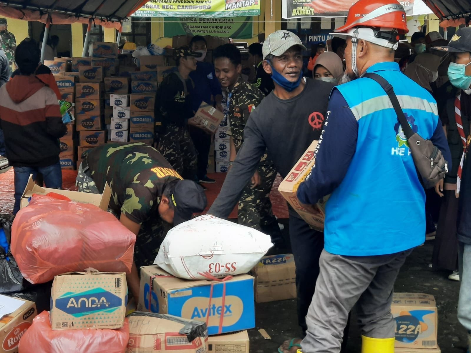 PT PLN Dirikan Posko Bantuan Korban Erupsi Gunung Semeru