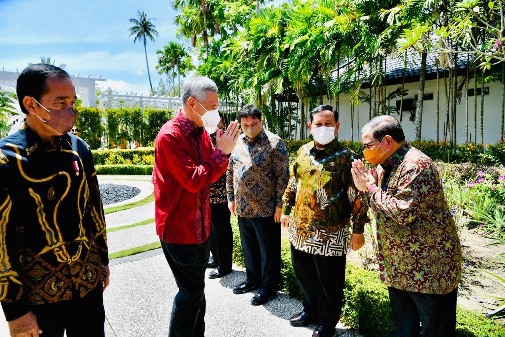 Presiden Jokowi Terima Kunjungan PM Singapura Lee Hsien Loong Di Bintan ...