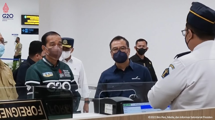 Persiapan MotoGP Mandalika, Presiden Tinjau Prokes di Bandara Lombok NTB