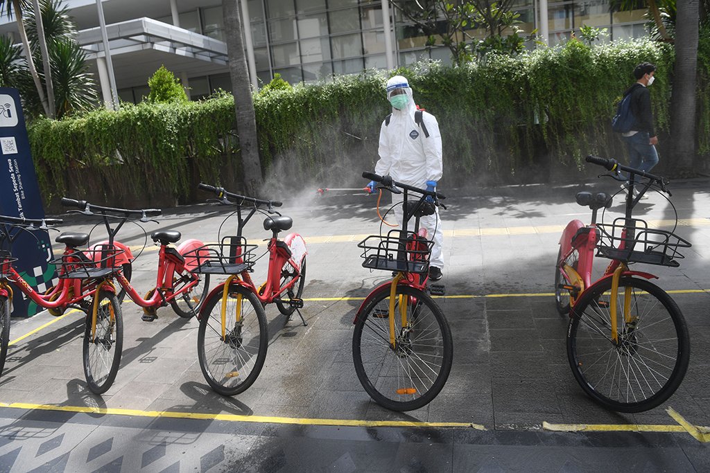 Kasus Omicron Meningkat, Pemerintah Batasi Mobilitas Kelompok Rentan