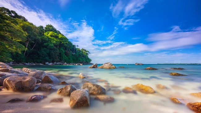 Kemenparekraf dan Pemda Bakal Kembangkan Pantai Trikora