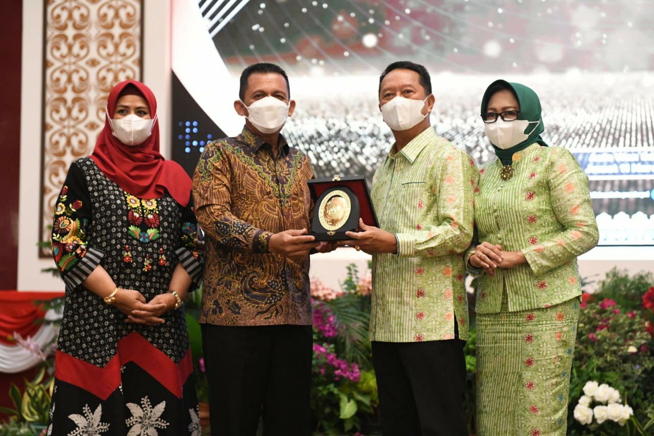 Gubernur Ansar Menghadiri Pisah sambut Kepala Kejaksaan Tinggi Kepri