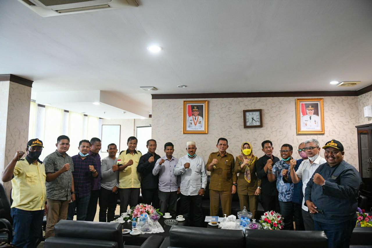 Audiensi Bersama APDESI, Ansar: Terus Fokus Majukan Desa