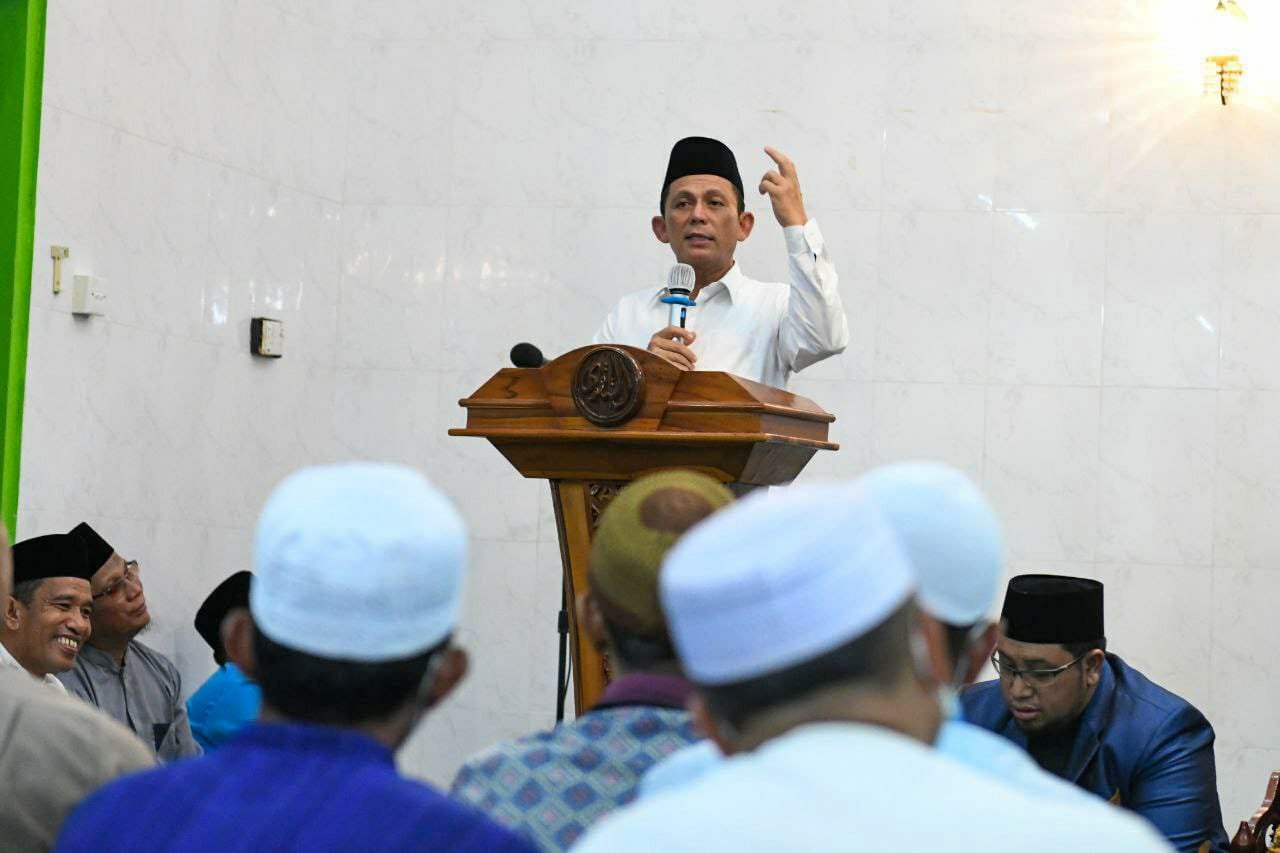 Gubernur Ansar Safari Ranadhan di Masjid At-Taqwa Tanjung Uban