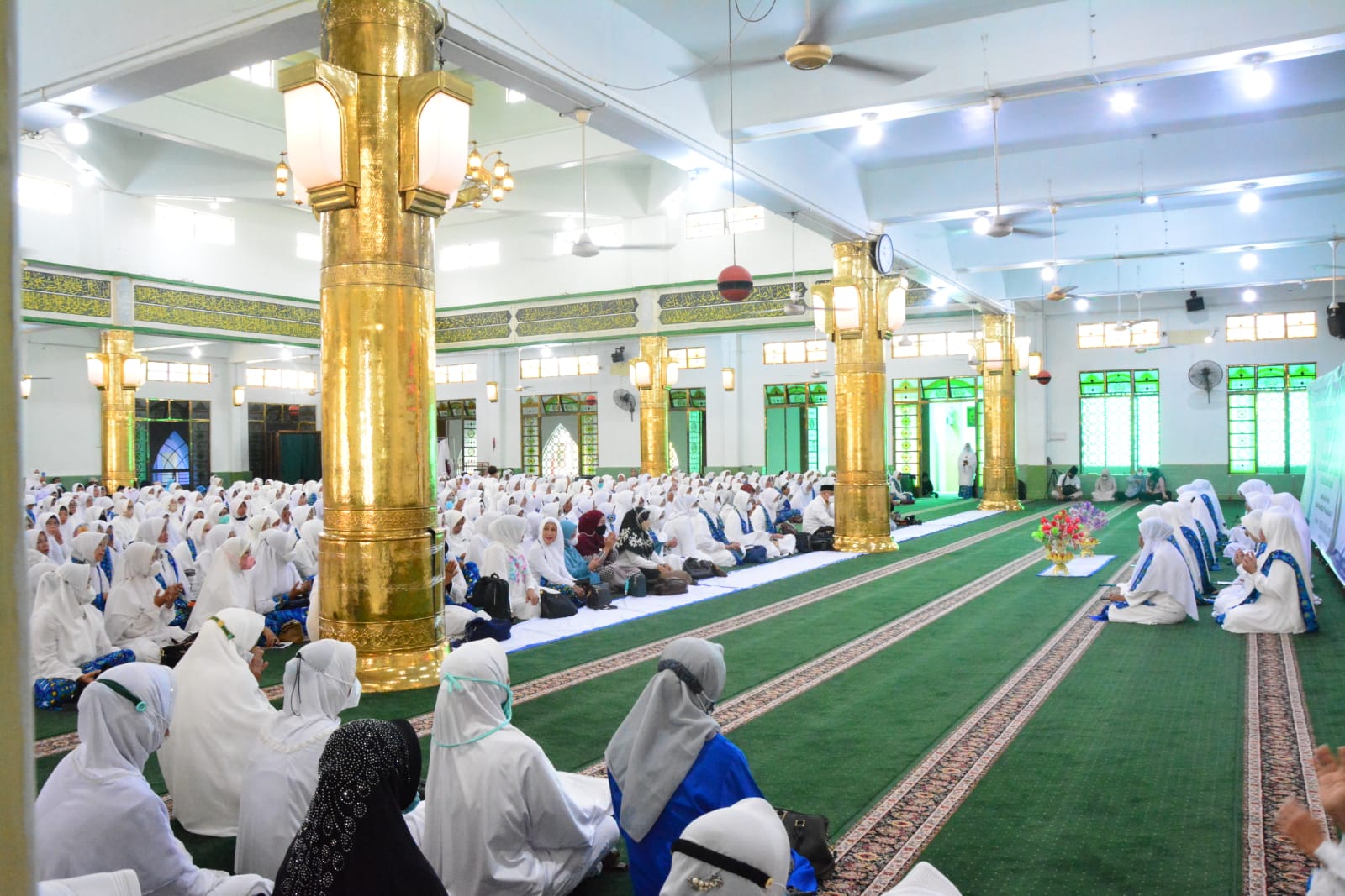 BKMT Kepri Berikan Santunan Kaum Dhuafa Tanjungpinang 