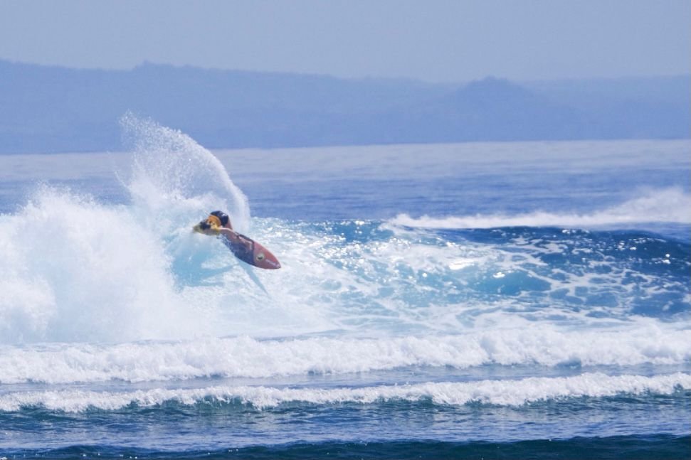 World Surfing League G-Land Pro Resmi Digelar di Pantai Plengkung Banyuwangi