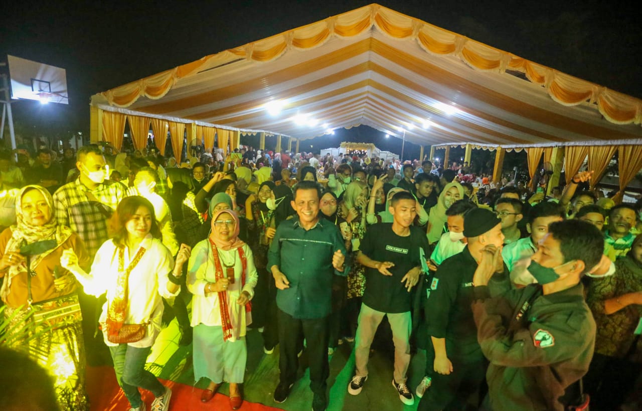 Gabung di Malam Puncak Reuni, Ansar Minta Ilunisda Aktif Dukung Pembangunan Daerah