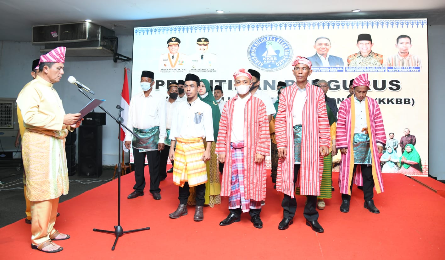 Gubernur Kepri Lantik Pengurus KKBB Periode 2022 - 2027