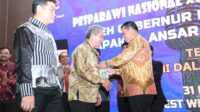 Gubernur Ansar Lepas Kontingen Pesparawi Kepri
