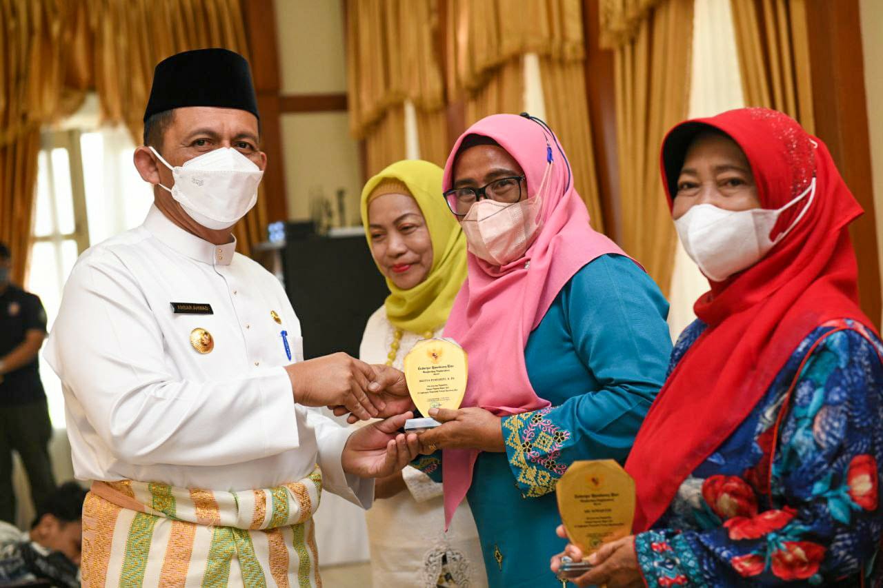 Gubernur Ansar Ikuti Upacara Peringatan Hari Lahir Pancasila Secara Virtual dari Tanjungpinang