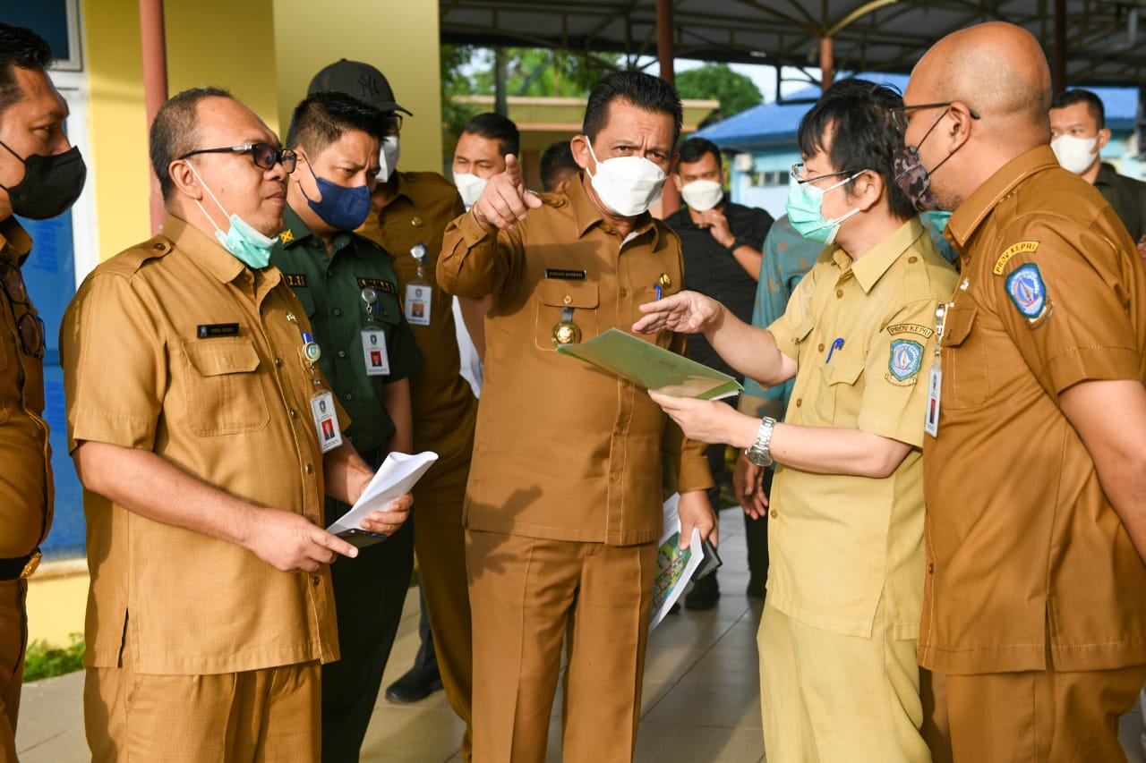 Gubernur Ansar Tinjau RSUD Engku Haji Daud Tanjung Uban