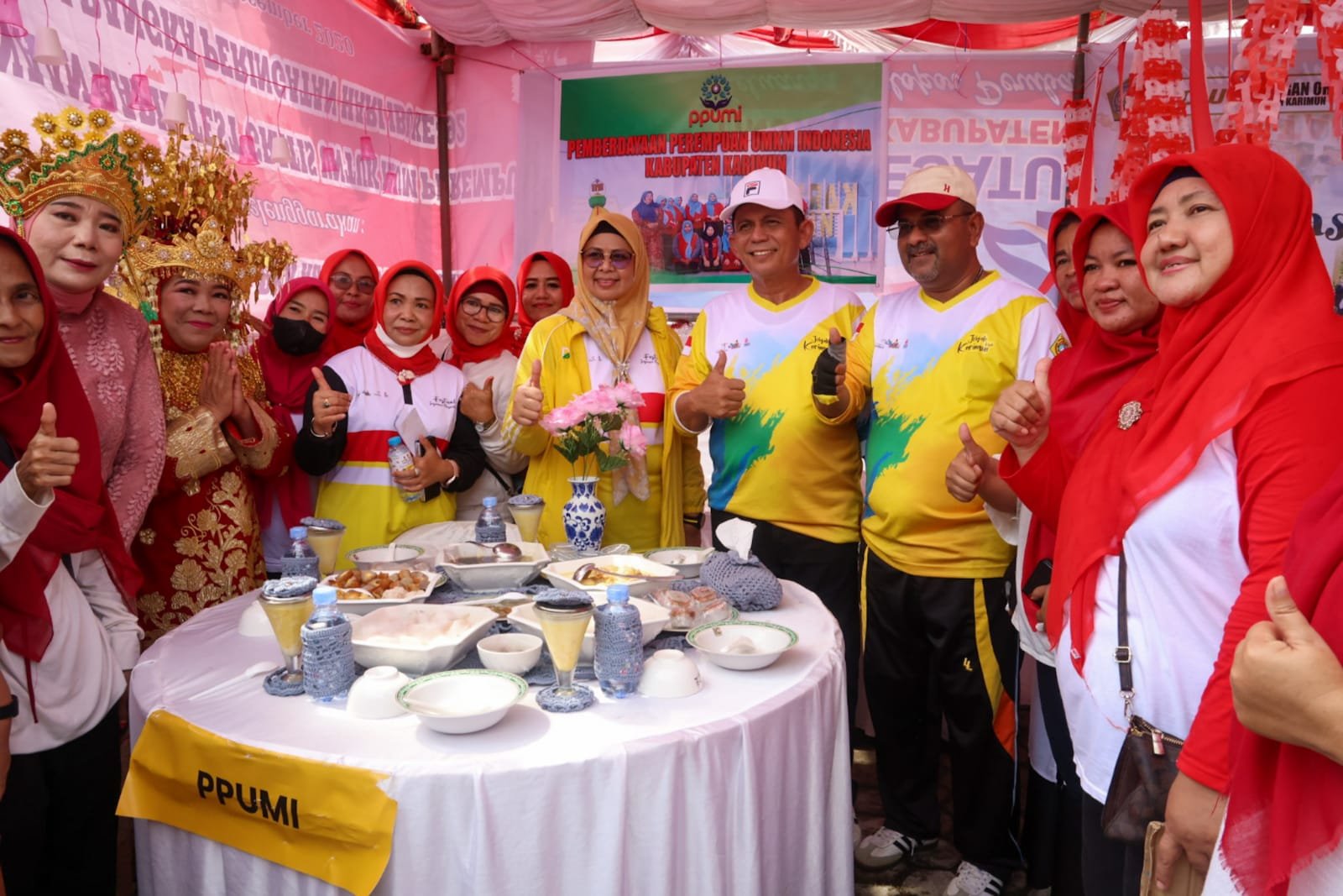 Dewi Ansar Buka Festival Jajanan Nusantara Karimun 2022