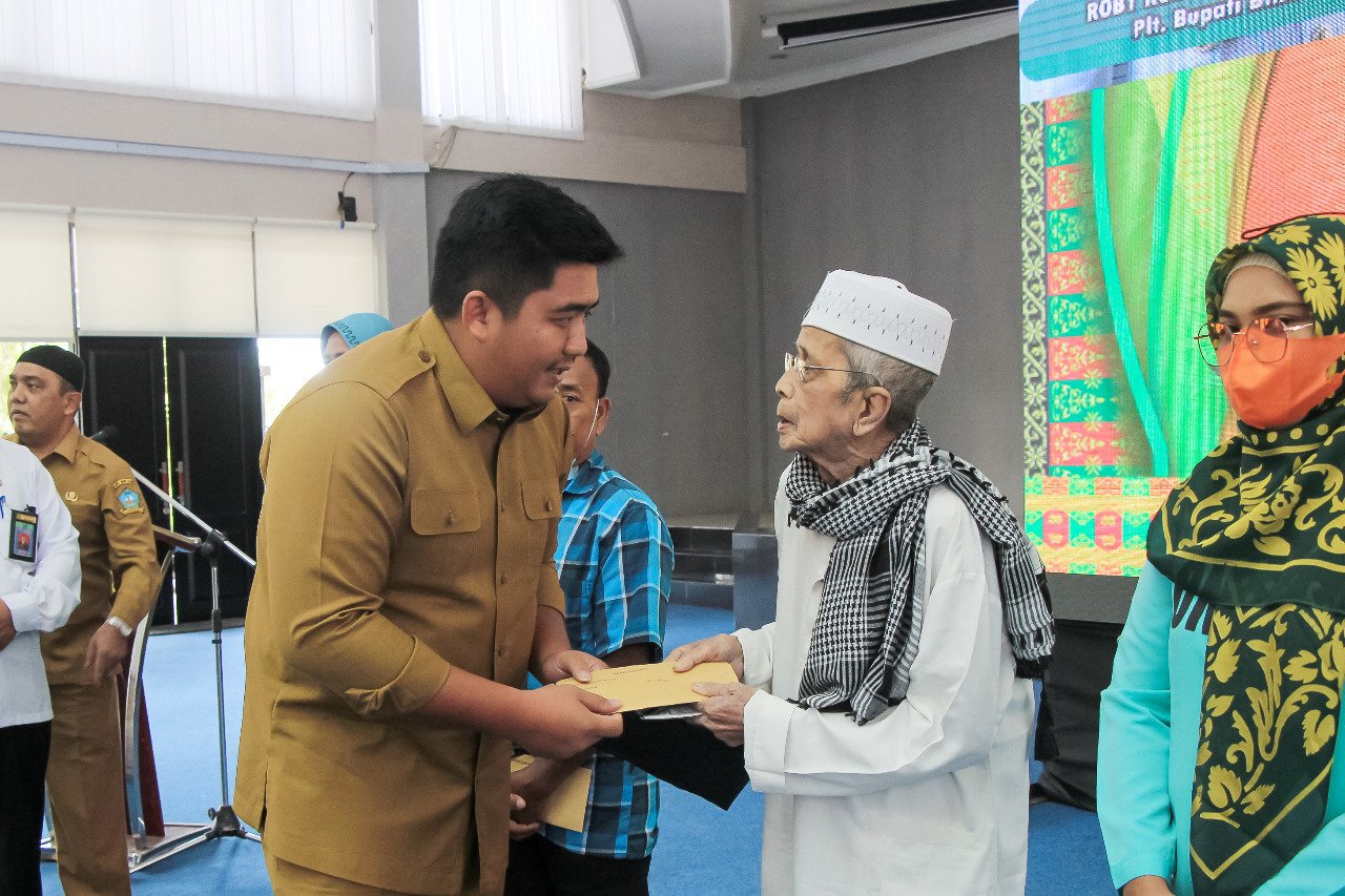 52 Ahli Waris Terima Santunan Uang Duka dari Pemkab Bintan