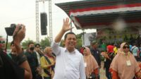 Gubernur Ansar Membaur Bersama Ribuan Masyarakat Kendal di Batam