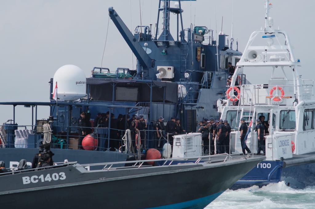 Tingkatkan Pengawasan Laut, DJBC dan SPCG Gelar Pertemuan di Selat Singapura