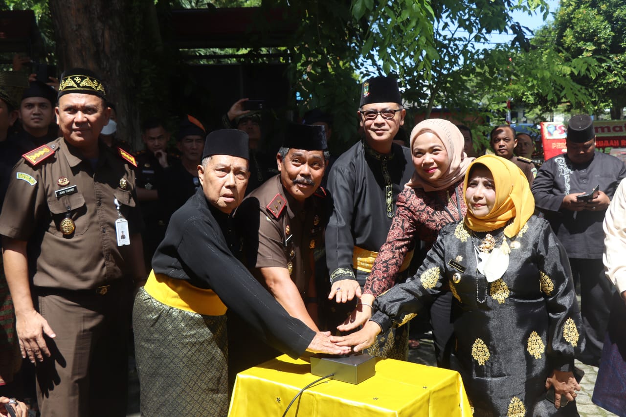 Kajati Kepri Gerry Yasid Resmikan Rumah Restorative Justice di Tanjungpinang