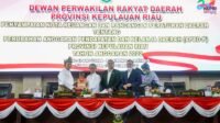 Gubernur Kepri Sampaikan Nota Keuangan dan Ranperda APBD Perubahan 2022