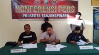 Satreskrim Polresta Tanjungpinang Konferesi Pers Kasus Pencurian Dengan Pemberatan. (Foto Yto)