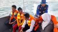 Sulit Transportasi, Kapal Ditpolairud Polda Kepri Jemput Belasan Pelajar di Pesisir Batam