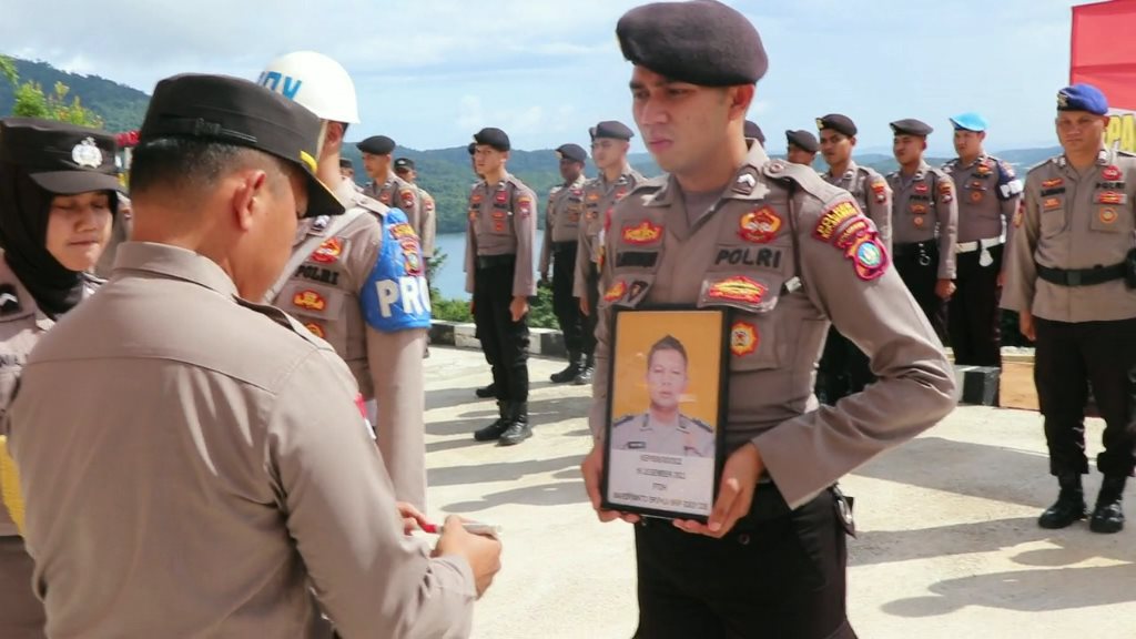 Kapolres Anambas AKBP Syafrudin Semidang Sakti Pimpin Upacara PTDH Satu Anggotanya (Foto Bentan)