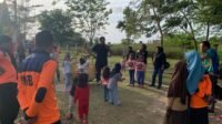 BPBD Tanjungpinang Sosialisasi dan Simulasi ke Anak-Anak yang Mengunjungi Taman Batu 10.