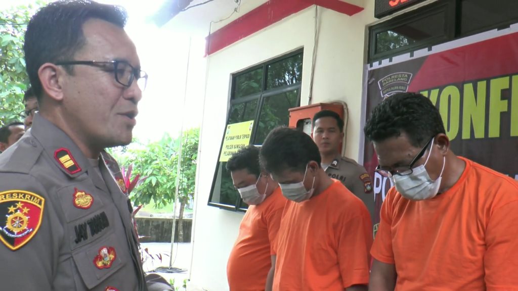 Polsek Kawasan Pelabuhan (KKP) Polresta Barelang, Tangkap Empat Orang Sindikat Penyelundupan PMI di Batam.