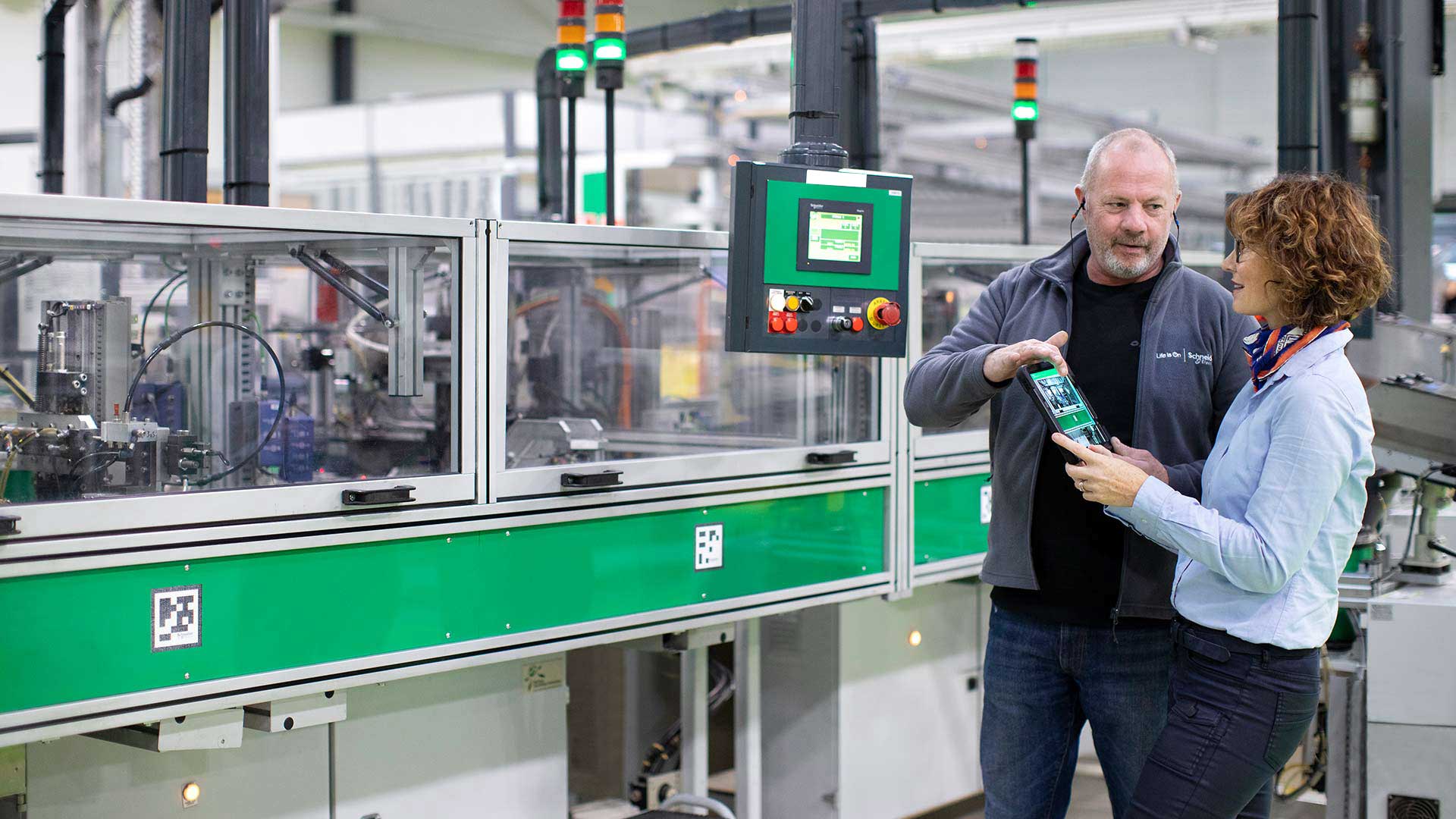 PT Schneider Electric Buka Lowongan Kerja, Posisi Sebagai Mitra Bisnis Keuangan
