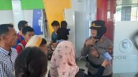 Kapolsek Kawasan Pelabuhan Akp Zubaidah Bagikan Ratusan Tiket Mudik Gratis di Pelabuhan SBP Tanjungpinang.