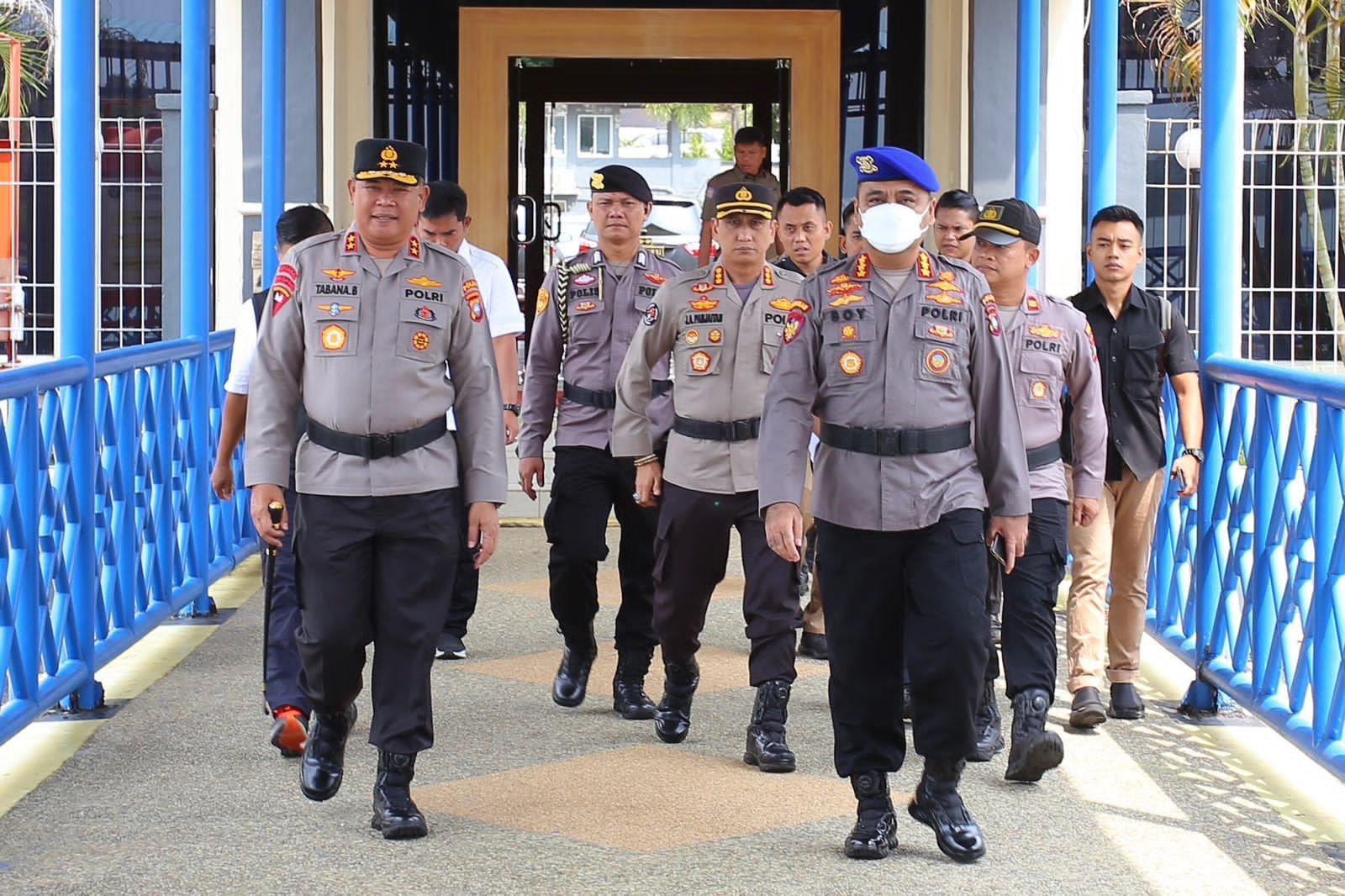 Kapolda Kepri bersama Jajaranya Lakukan Patroli Laut.