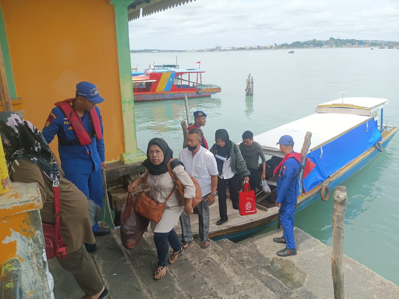 Personel Polair Polresta Tanjungpinang Gelar Patroli Sinar Biru.