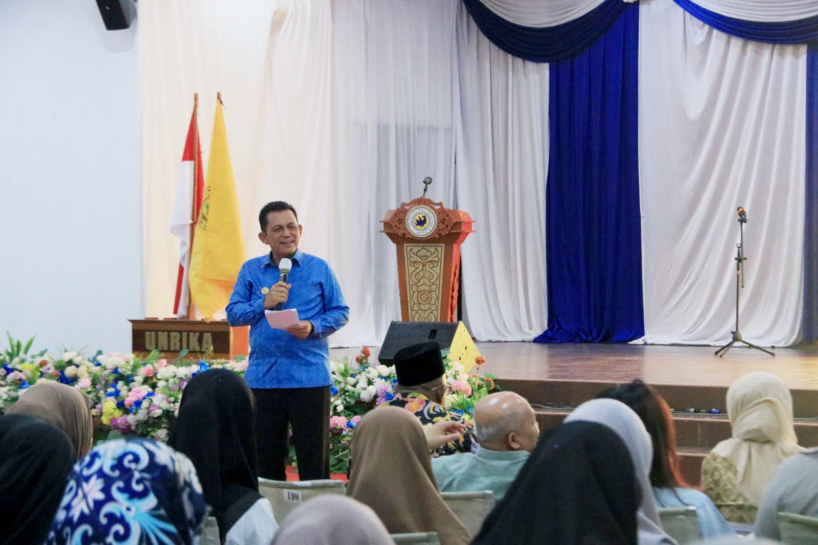 Gubernur Ansar Isi Kuliah Umum di UNRIKA Batam