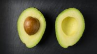 Alpukat: Buah Ajaib dengan Kandungan Nutrisi yang Tinggi