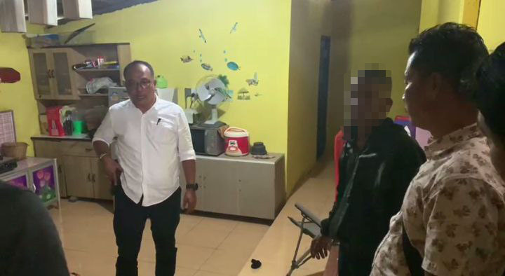 Diduga Cemburu, Seorang Suami di Tanjungpinang Tusuk Istrinya dengan Sajam.