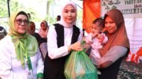 Ketua PPK Bintan Hafizah Bersama Baznas Distribusikan Sembako Dhuafa dan Stunting.