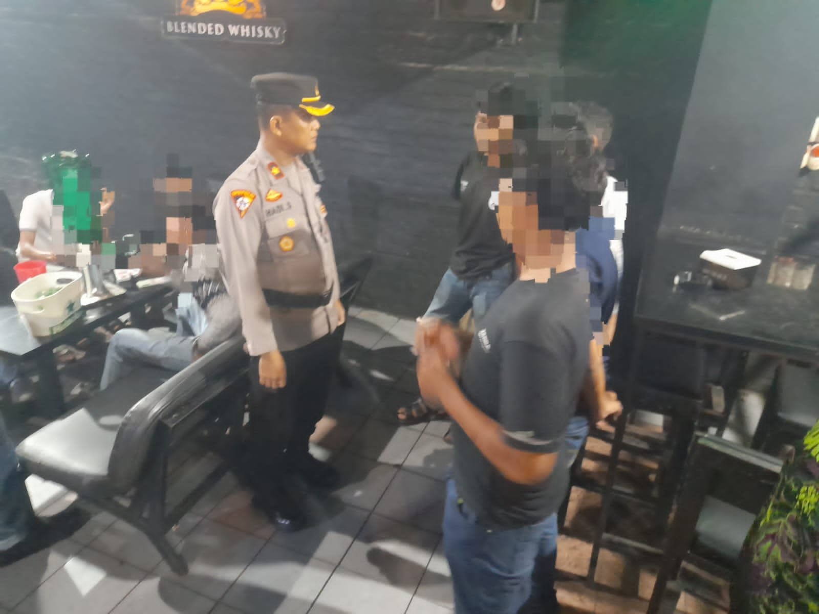 Polresta Tanjungpinang Razia Karoke dan Pub, Belasan Remaja Diamankan.