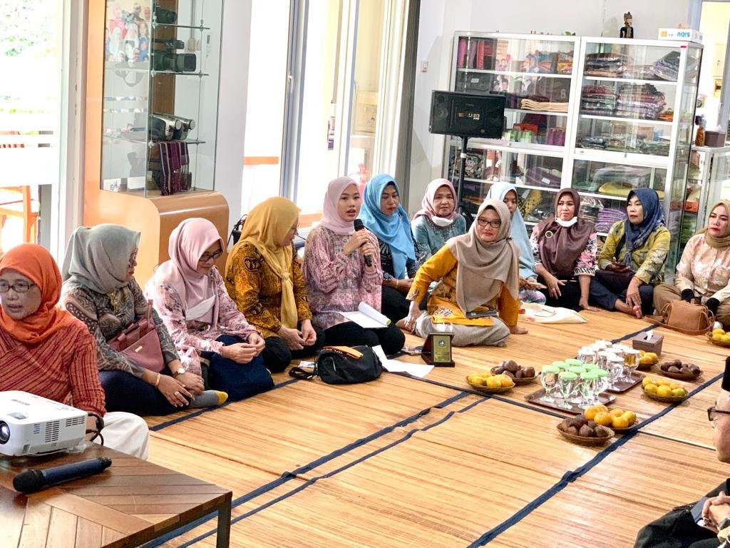 Perempuan Kepala Keluarga Harus Berdaya, Hafizha Serap Inovasi di Yayasan PEKKA Jakarta Pusat.