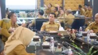 Wabup Osit Pimpin Rapat Verifikasi Validasi Data PK22 Untuk P3KE 2024.