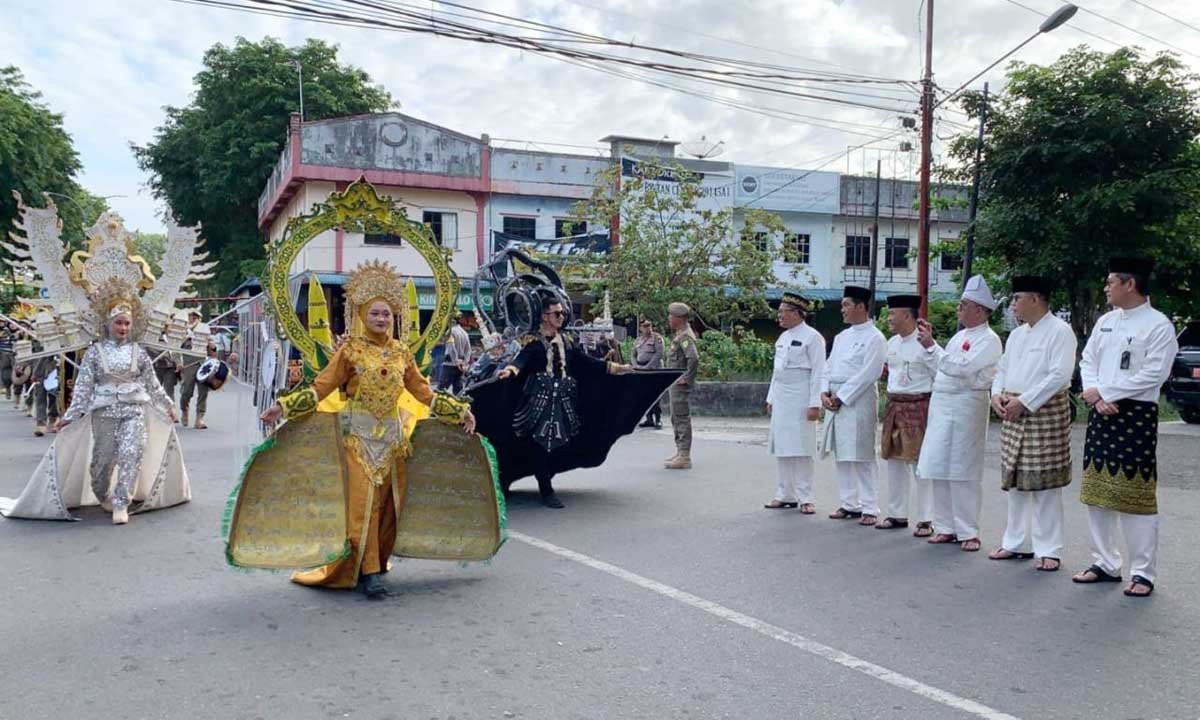 Ribuan Orang Ikuti Pawai Taaruf MTQH ke-XVIII Tanjungpinang