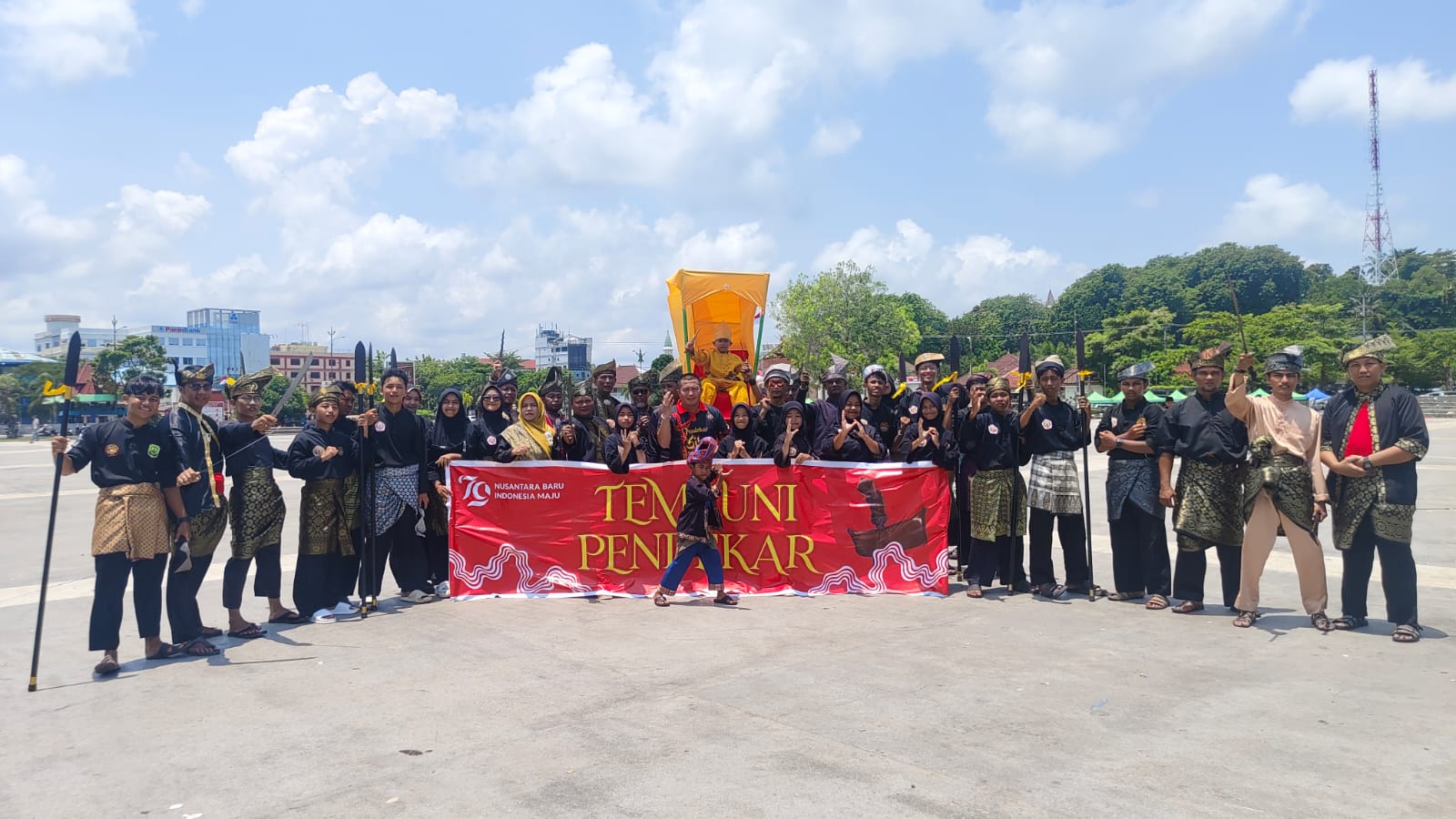 Tembuni Pendekar Ikut Meriahkan Pawai Budaya Hari HUT RI ke 79 di Tanjungpinang.