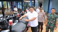 Bupati Roby Serahkan Ambulance Transport Hingga Puskesmas Keliling Roda Empat dan Roda dua.