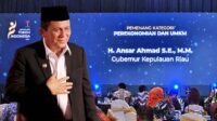 Gubernur Ansar Raih Penghargaan Nasional atas Pemberdayaan UMKM